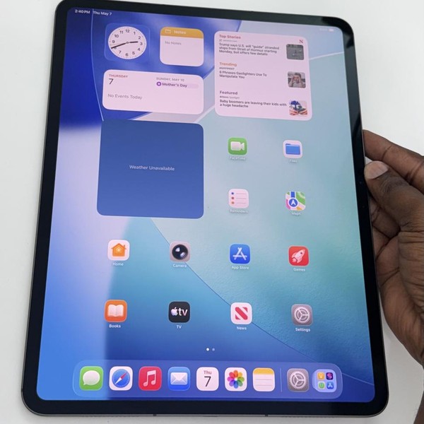 Apple iPad Pro 13 inch (M4) 2024 - Unlocked, 256 GB, Black, 8 GB, A2926, Standard Glass