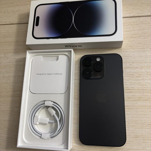 Apple iPhone 14 Pro - Unlocked, 256 GB, Black, A2650