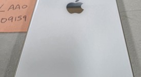 Good
													Apple iPhone SE 3rd Gen 2022 - Unlocked, Starlight, 128 GB, A2595, photo 4 of 7