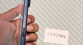 Mint
													Apple iPhone 17 Pro - Unlocked, Deep Blue, 256 GB, A3256, photo 4 of 7