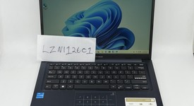 Mint
													Asus Vivobook Laptop, photo 1 of 10