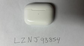 Used
													Apple AirPods Pro 2 - USB-C, photo 1 of 3