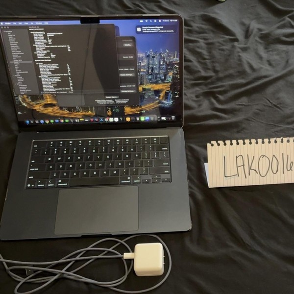 MacBook Air 2025 (M4) - 15 inch - 256 GB, Midnight, 16 GB, Apple M4