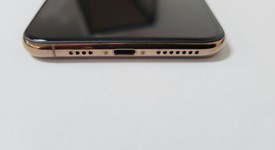 Good
													Apple iPhone 11 Pro Max - Verizon, Gold, 512 GB, A2161, photo 4 of 7