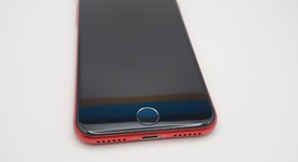 Good
													Apple iPhone SE 2nd Gen 2020 - Unlocked, Red, 64 GB, A2275, photo 5 of 7