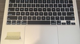 Mint
													MacBook Air 2025 (M4) - 13" - Apple M4, Silver, 256 GB, 16 GB, photo 3 of 11