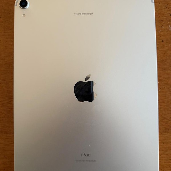 Apple iPad Pro 11 inch 2018 - Unlocked, Silver, 256 GB, A2013