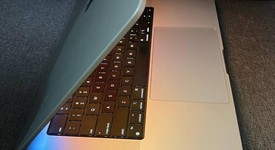 Good
													MacBook Pro Late 2023 (M3) - 16" - Apple M3 Max 16-core, Silver, 1 TB, 48 GB, 40-core GPU, photo 2 of 7