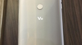 Good
													LG V30 - T-Mobile, Silver, 64 GB, H932SV, photo 3 of 5