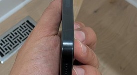Mint
													Apple iPhone 15 Pro - Unlocked, Black, 256 GB, A2848, photo 2 of 11