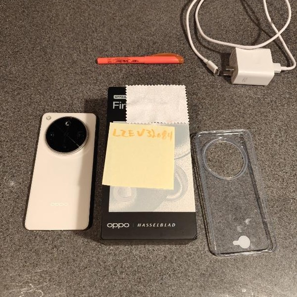 OPPO Find X8 Ultra - Unlocked Non-US, 512 GB, White, 16 GB