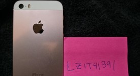 Good
													Apple iPhone SE 1st Gen 2016 - Unlocked, Rose Gold, 128 GB, A1662, photo 2 of 8