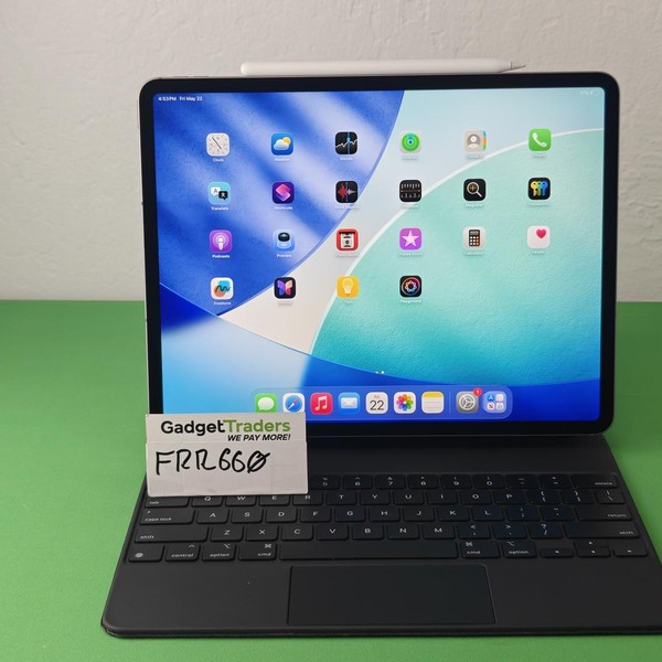 Apple iPad Air 13 inch (M2) 2024 - Unlocked, 128 GB, Gray, A2899