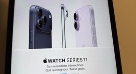 Good
													Apple iPad Pro 11" 2nd Gen 2020 - Unlocked, Gray, 256 GB, A2068, photo 1 of 10