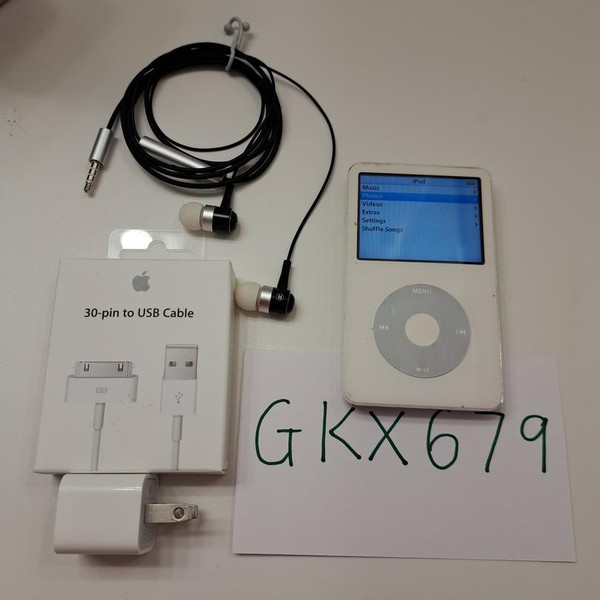 Apple iPod Classic 5th Gen - 30 GB, White