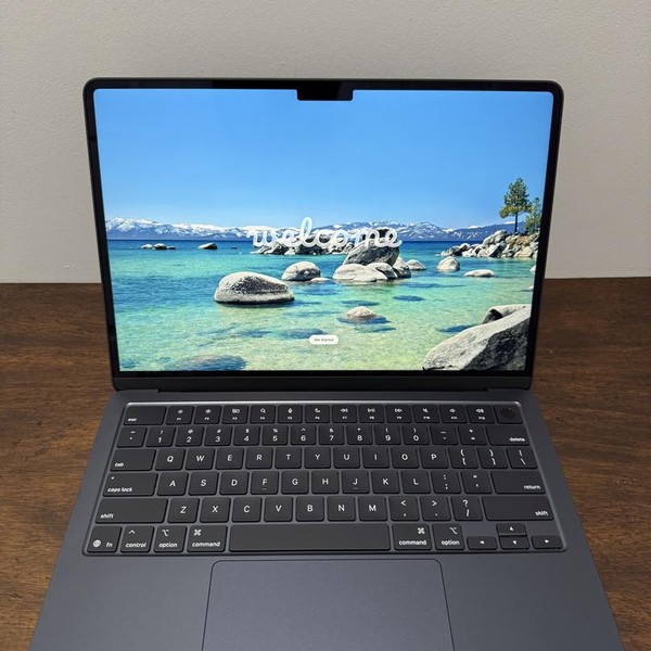 MacBook Air 2025 (M4) - 13 inch - 256 GB, Midnight, 16 GB, Apple M4
