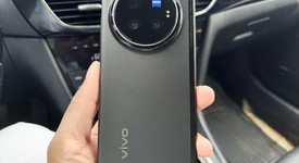 Good
													vivo X Fold3 Pro - Unlocked Non-US, Black, 512 GB, 16 GB, photo 2 of 12