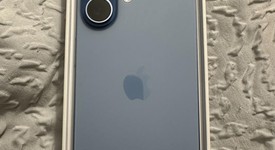 Mint
													Apple iPhone 17 - Unlocked, Mist Blue, 256 GB, A3258, photo 5 of 9