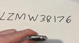 Good
													Apple Watch Series 5 40mm - Unlocked, Silver, A2094 Cellular, Stainless Steel, photo 4 of 6