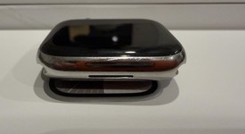 Good
													Apple Watch Series 9 45mm - Unlocked, Silver, A2984 - Cellular, Stainless, photo 4 of 13