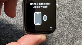 Good
													Apple Watch Series 4 44mm - Unlocked, Gray, A1976 - Cellular, Aluminum, photo 4 of 7