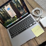 Good MacBook Pro 2020 - 13 inch - 1 TB, Gray, 16 GB, Intel Core i7