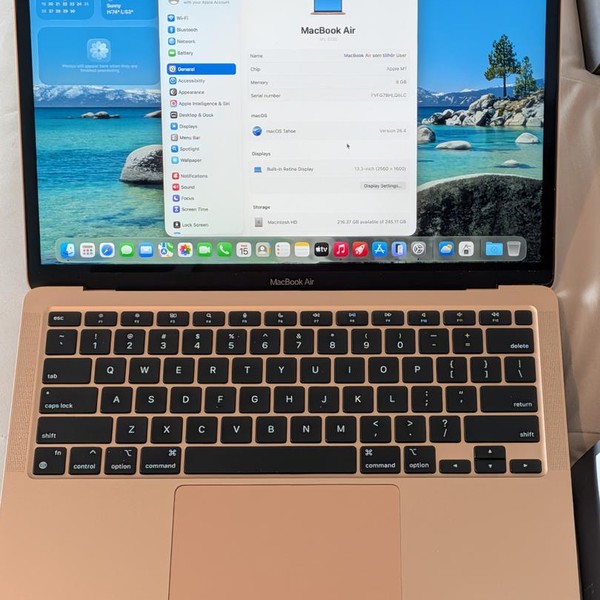 MacBook Air 2020 - 13 inch - 256 GB, Gold, 8 GB, Apple M1