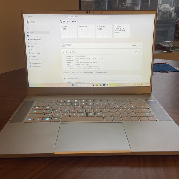 Razer Blade 15 inch (2019) - 512 GB, White, 16 GB, Intel Core i7, Advanced, FHD