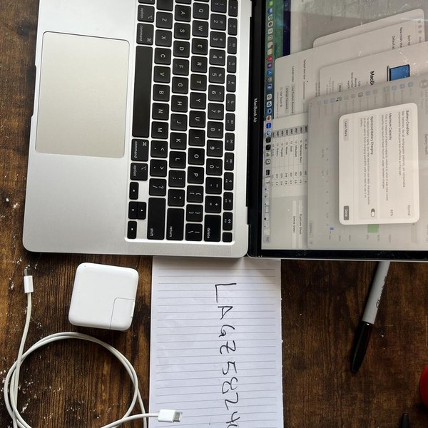 MacBook Air 2020 - 13 inch - 256 GB, Silver, 8 GB, Apple M1