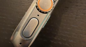 Good
													Apple Watch Ultra 2 49mm - Unlocked, Natural, A2986, photo 4 of 11