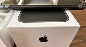 Mint
													Apple iPhone 11 - Verizon, Black, 64 GB, A2111, photo 5 of 10