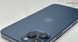 Good
													Apple iPhone 12 Pro Max - Unlocked, Pacific Blue, 256 GB, A2342, photo 3 of 7