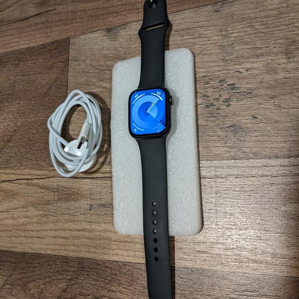 Apple Watch Series 8 41mm - Unlocked, Midnight, A2772 - Cellular, Aluminum