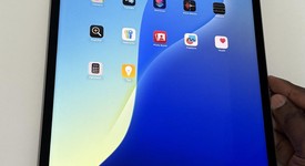 Good
													Apple iPad Pro 12.9" 6th Gen 2022 - Unlocked, Gray, 256 GB, photo 4 of 16