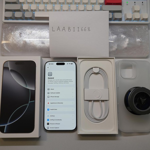 Apple iPhone 16 Pro Max - Unlocked, 256 GB, White, A3084