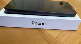 Mint
													Apple iPhone 13 - Unlocked, Midnight, 128 GB, A2482, photo 2 of 10