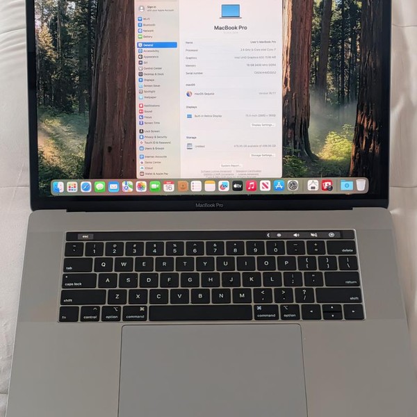 MacBook Pro 2018 (With Touch Bar) - 15 inch - 512 GB, Gray, 16 GB, Intel Core i7