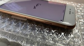 Good
													Apple iPhone 8 - Verizon, Gold, 64 GB, A1863, photo 3 of 8