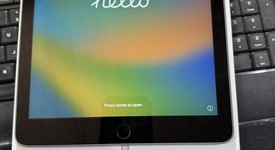 Mint
													Apple iPad Air - Unlocked, Gray, 64 GB, photo 1 of 16