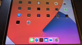 Good
													Apple iPad Pro 12.9" 3rd Gen 2018 - AT&T, Gray, 256 GB, A2014, photo 4 of 7