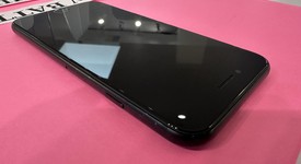 Good
													Apple iPhone SE 2nd Gen 2020 - Unlocked, Black, 64 GB, A2275, photo 5 of 13