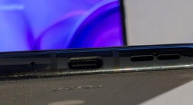 Mint
													Motorola Razr Plus (2024) - T-Mobile, Navy Blue, 256 GB, 12 GB, photo 4 of 7