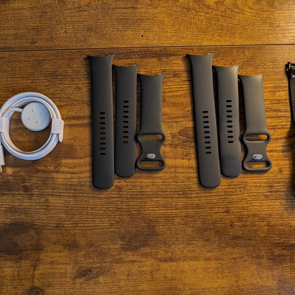 Google Pixel Watch 3 - Unlocked, Black, 45mm, LTE