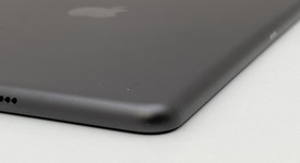 Fair
													Apple iPad 7th Gen - Unlocked, Gray, 32 GB, A2200, photo 5 of 8