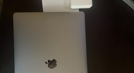 Good
													MacBook Pro 2018 (With Touch Bar) - 15" - I7, Gray, 512 GB, 16 GB, photo 3 of 6