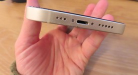 Good
													Apple iPhone 14 - Unlocked, Starlight, 128 GB, A2649, photo 3 of 5