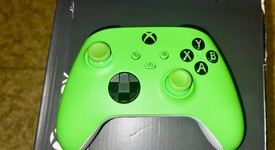 Mint
													Xbox Series S (2020) - White, 512 GB, photo 4 of 7