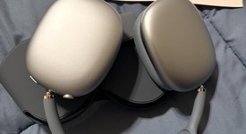 Used
													Apple AirPods Max USB-C - Blue, photo 3 of 6