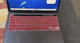 Good
													MacBook Pro 2020 - 13" - Apple M1, Gray, 256 GB, 8 GB, photo 1 of 1
