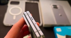 Mint
													Google Pixel 10 Pro Fold - Unlocked, Moonstone, 256 GB, GU0NP, photo 5 of 14